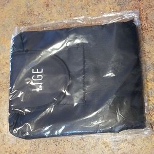 Lige black drawstring large makeup bag, NWT
